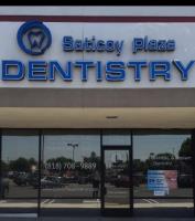 Saticoy Plaza Dentistry: Daniel Bacquet, DMD image 3